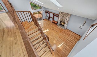 114 Claremont Dr, Albrightsville, PA 18210