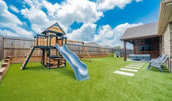3059 Maverick Dr, Heath, TX 75126