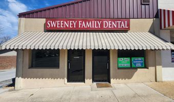 132 W Washington Ave, Ava, MO 65608