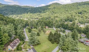 274 Hemlock Rd, Banner Elk, NC 28604