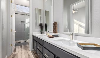 2415 W HAZELHURST Ct, Anthem, AZ 85086