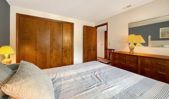 17744 N HIGHWAY 101 B204, Brookings, OR 97415