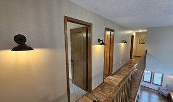39081 Greenwood Ln, Aberdeen, SD 57401