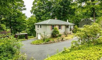 127 Cedar Dr, Andover, NJ 07860