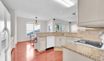 96 Sandpiper Dr, Bayville, NJ 08721