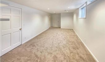 1015 South St, Anoka, MN 55303