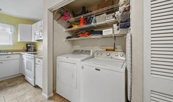 816 Sheffield, Adrian, MI 49221