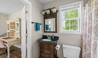 1948 Seymour Dr NW, Acworth, GA 30101