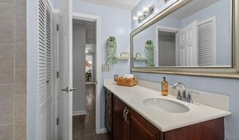 2213 N BENNETT St, Appleton, WI 54914