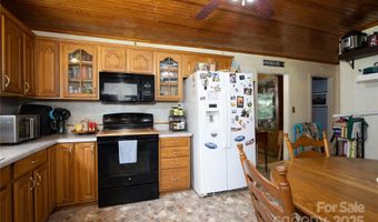 1424 Bear Creek Rd, Bakersville, NC 28705