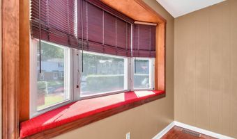 1466 BLUEJAY Rd, Abington, PA 19001