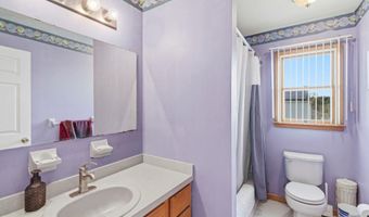 1553 WINDWARD Ave, Beachwood, NJ 08722