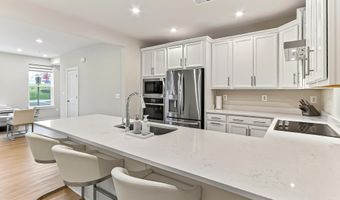 20328 NEWFOUNDLAND Sq, Ashburn, VA 20147