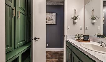 1601 SHERIDAN Rd, Bartlesville, OK 74006