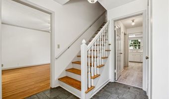 2373 Woodcreek Ct, Tucker, GA 30084