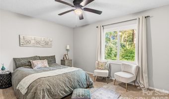 16 Canterbury Dr, Arden, NC 28704