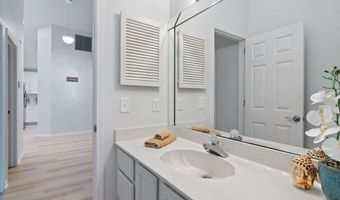 1193 LINKSIDE Ct E, Atlantic Beach, FL 32233