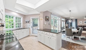 8600 Brownes Pond Ln, Charlotte, NC 28277