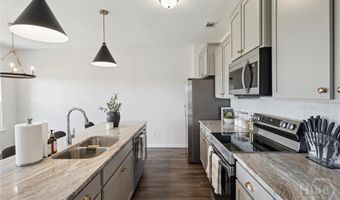 1913 Arnold Dr SE, Allenhurst, GA 31301