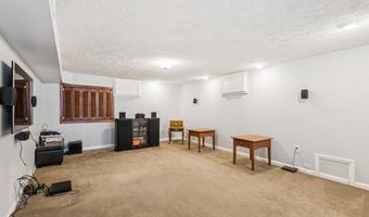 6518 CHRISTMAS TREE Ln, Huntingtown, MD 20639
