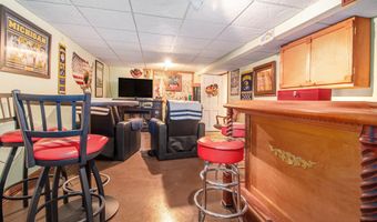 1718 E Stadium Blvd, Ann Arbor, MI 48104