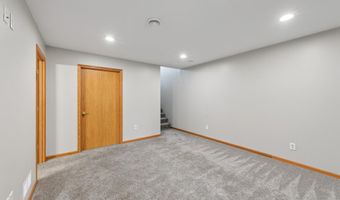 5342 140th Ave NW, Anoka, MN 55303