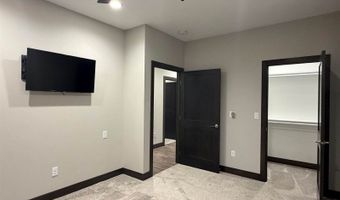640 S 9th St, Akron, IA 51001