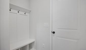 323 Queensferry Ln, Aberdeen, NC 28315