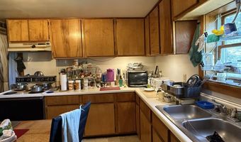 159 Waldo Ave, Belfast, ME 04915