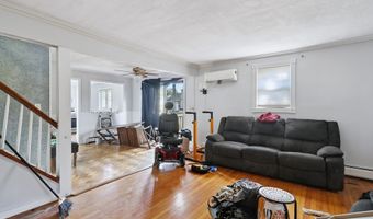 40 Park Ave, Danbury, CT 06810