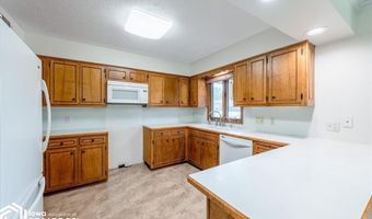 305 E 21St St, Atlantic, IA 50022