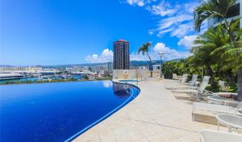 66 Queen St 1704, Honolulu, HI 96813