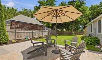 191 3rd St, Newport, RI 02840