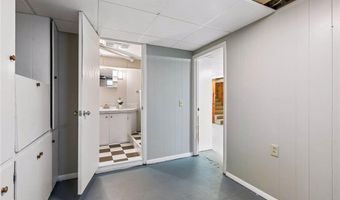 821 Adams St, Anoka, MN 55303