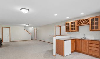 803 NE Rosewood Ln, Ankeny, IA 50021