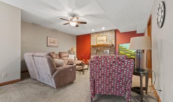 209 River Dr, Bloomfield, IN 47424