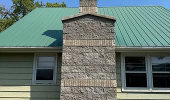 216 4th St E, Bottineau, ND 58318