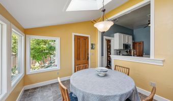 539 Benton St, Santa Rosa, CA 95404