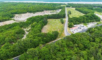 915 Augusta Rd, Belgrade, ME 04917