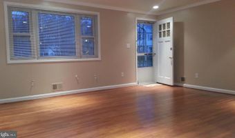 5100 10TH St N, Arlington, VA 22205