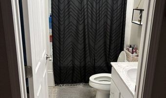 402 Osage Dr, Advance, MO 63730