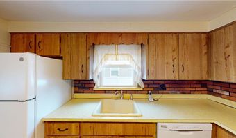 73 Allen Ave, Cranston, RI 02910