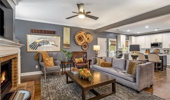 2105 Adams Overlook, Atlanta, GA 30318