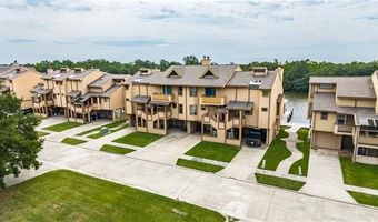 24 LAKE BREEZE Dr 24, New Orleans, LA 70129