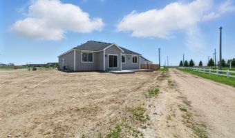512 HORSESHOE Rd, Burns, WY 82053
