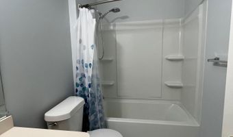 2815 Barclay Way, Ann Arbor, MI 48105