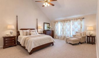 390 Blair Cir, Aurora, OH 44202