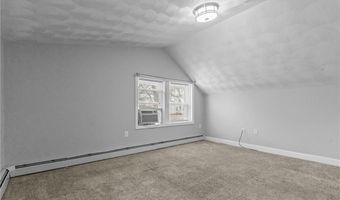 84 Phillip Ave, Cumberland, RI 02864