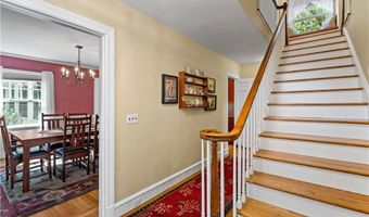 237 Highland Ave, Warwick, RI 02886