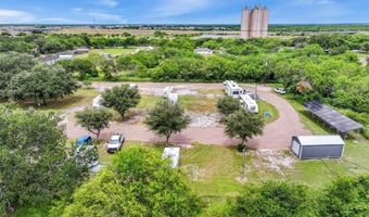 180 County Road 112, Alice, TX 78332